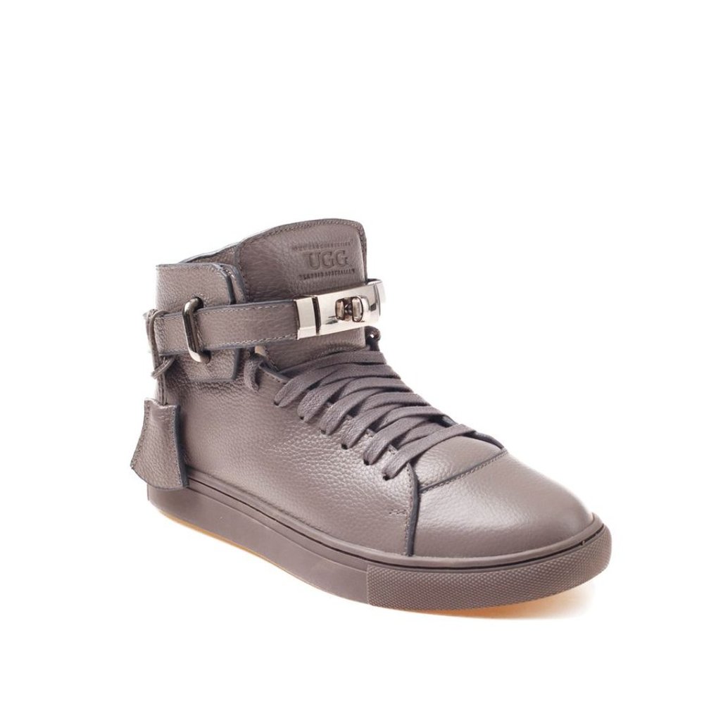 UGG OZWEAR Sheepskin Water Resistant MENS Shoe - Picture 7 of 8
